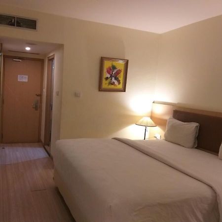D'Grande Hotel Batam Экстерьер фото